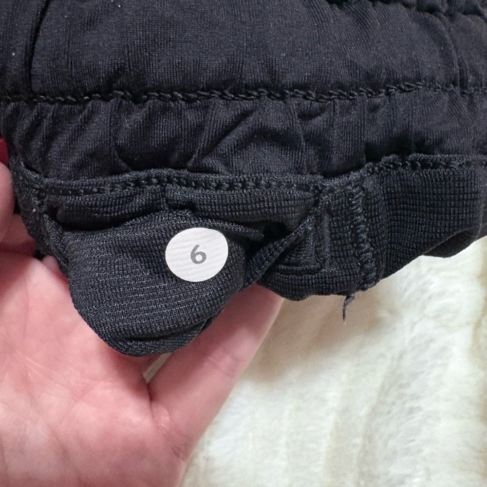 Lululemon Athletica Black Athletic Shorts Soft Fabric - Picture 3 of 7